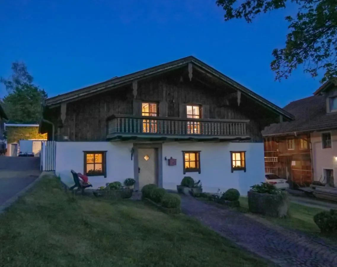 400Qm Bayerische Villa 2500Qm Uneinsehbarer Garten In Beliebter Urlaubsregion Freyung