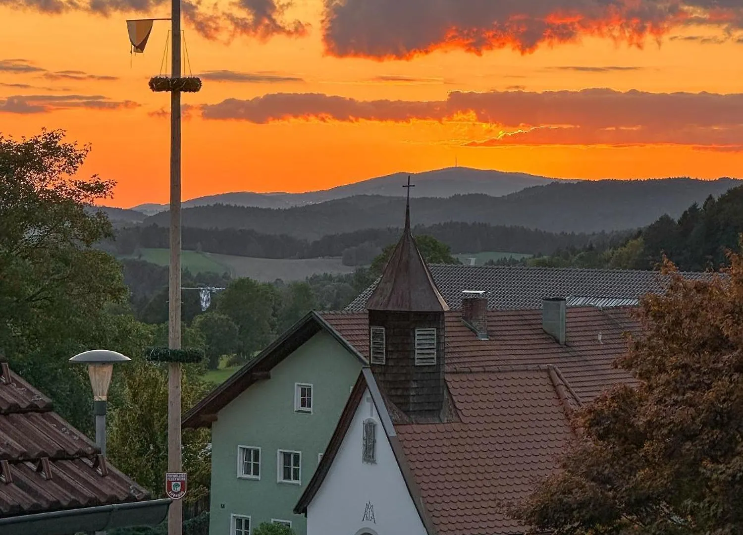 400Qm Bayerische Villa 2500Qm Uneinsehbarer Garten In Beliebter Urlaubsregion Freyung